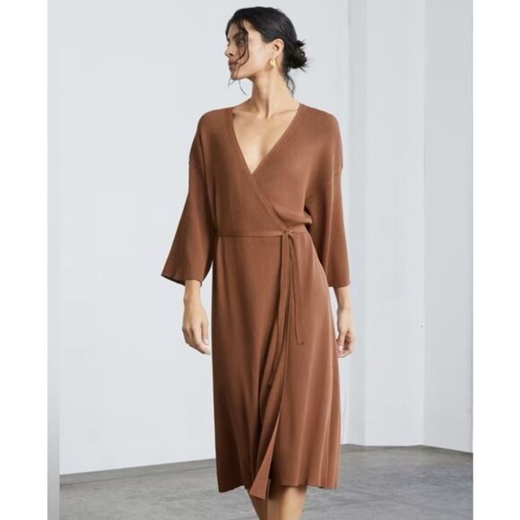 Everlane Dresses & Skirts - Everlane The Ribbed Wrap Midi Dress